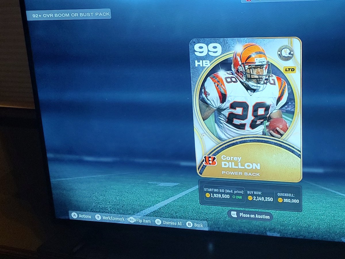 robertalexander tweet media