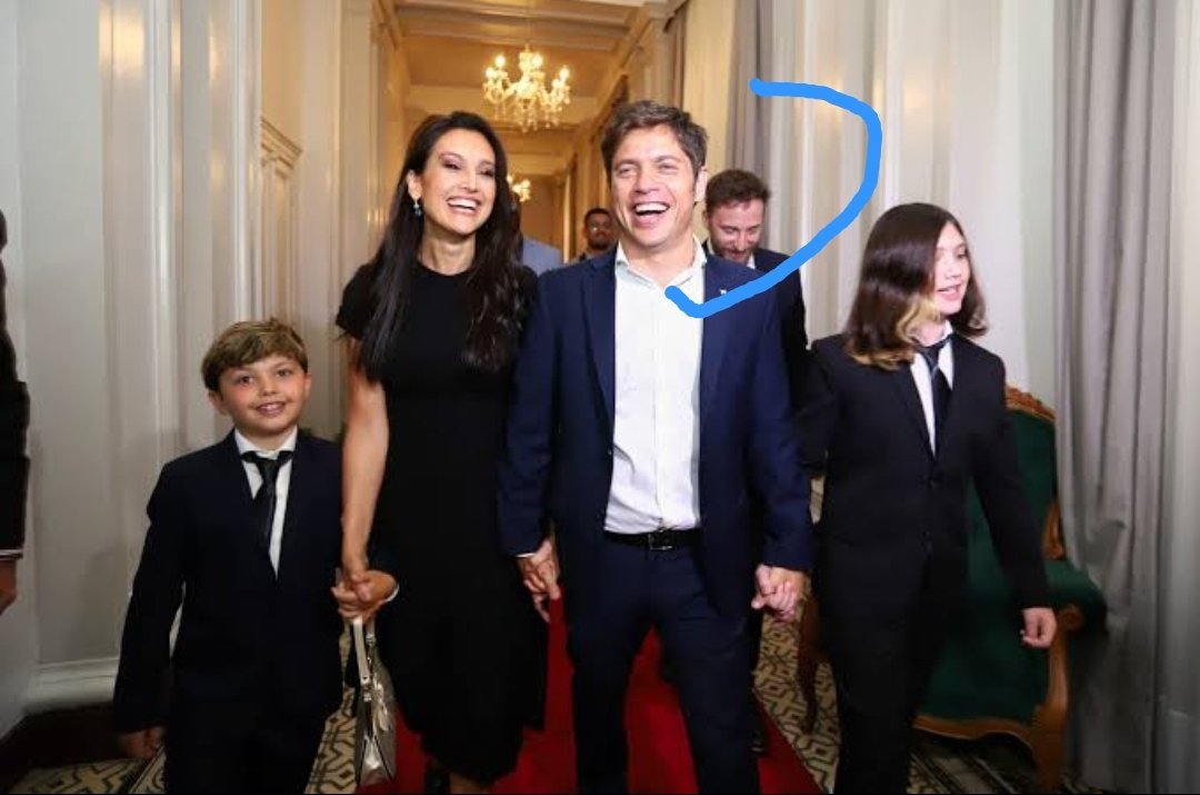 Marina Piarris tweet media