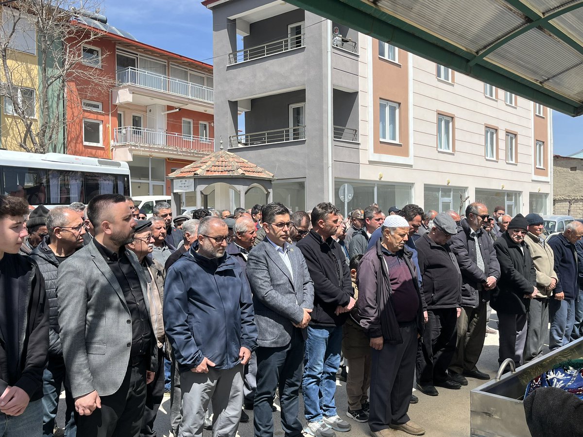 Hikmet Yalım Halıcı tweet media