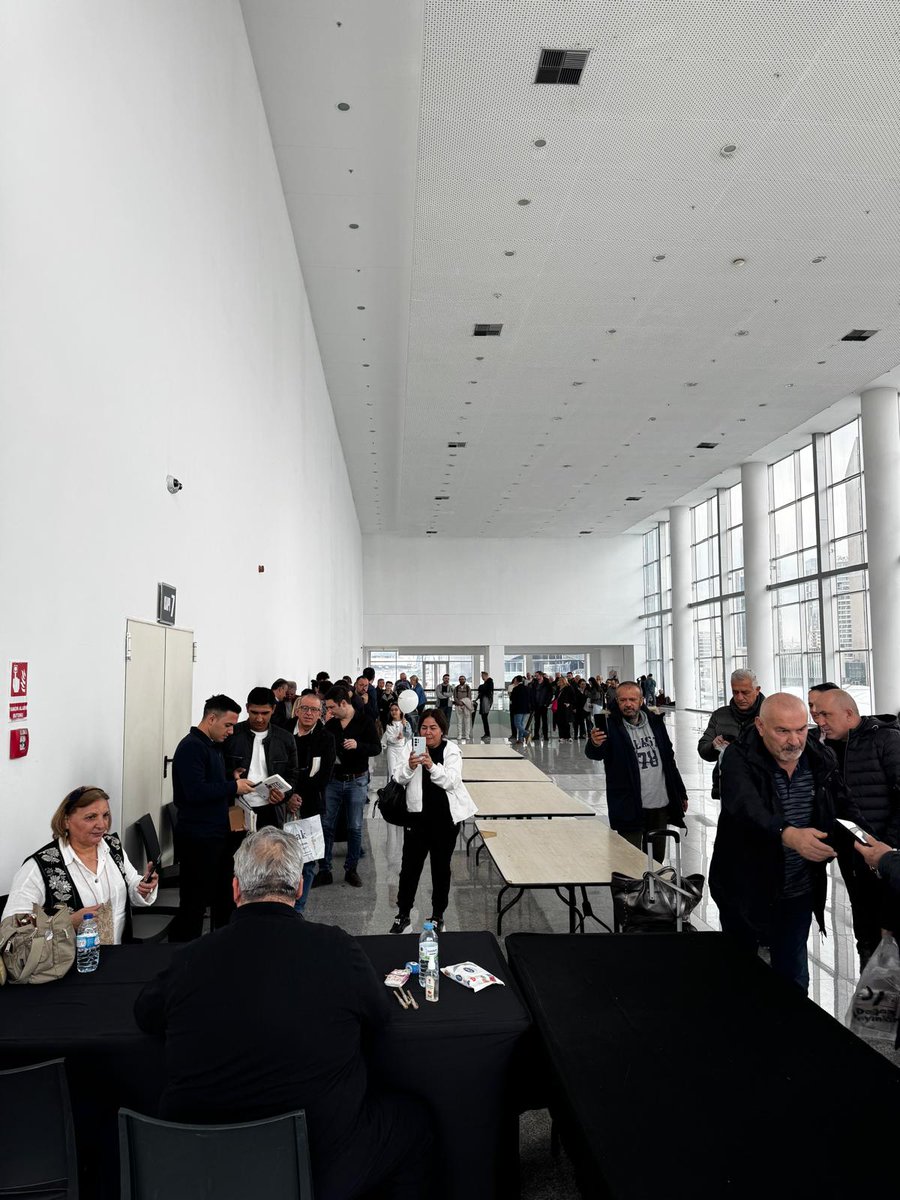 cihat e. çiçek tweet media