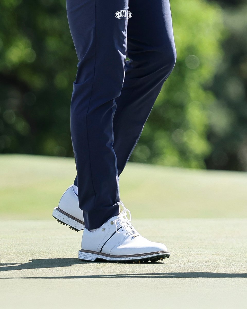 _raymondwill's tweet image. 🚨 Drop Alert:

@FootJoy dropped their Premiere Series - Packard 445. Arguably the best shoe at The Masters. 

Retail: $250