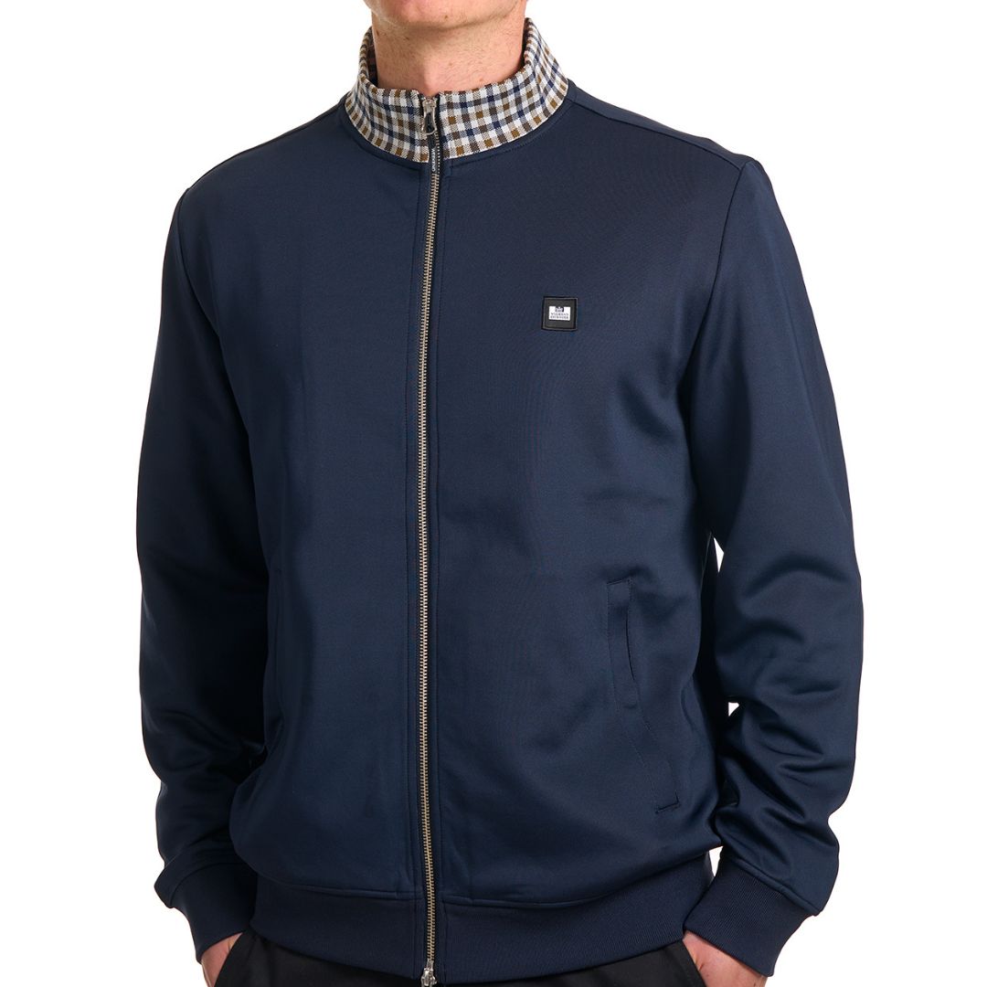 casualclassics's tweet image. 20% Off Weekend Offender, exclusions apply, across a mix of jackets, polos and tees in a variety of colours. Shop the full collection today: 80scasualclassics.co.uk/collections/we… #weekendoffender