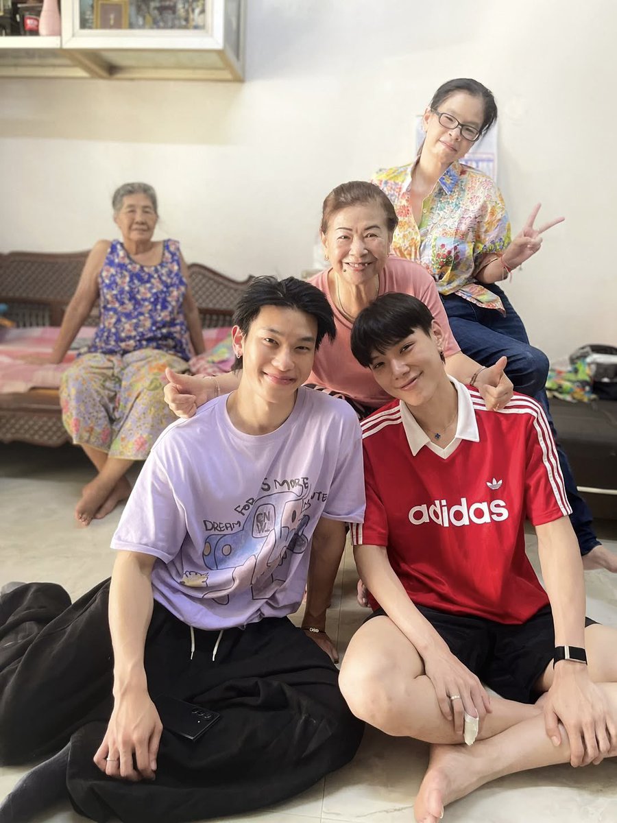 BoysLoveHubENG's tweet image. Daou took Offroad to his family’s home during the Songkran today, a moment seen as quite intimate and emotionally significant.

In Thailand, the holiday is also a time for family, with traditions centered around showing respect to elders. #DaouOffroad