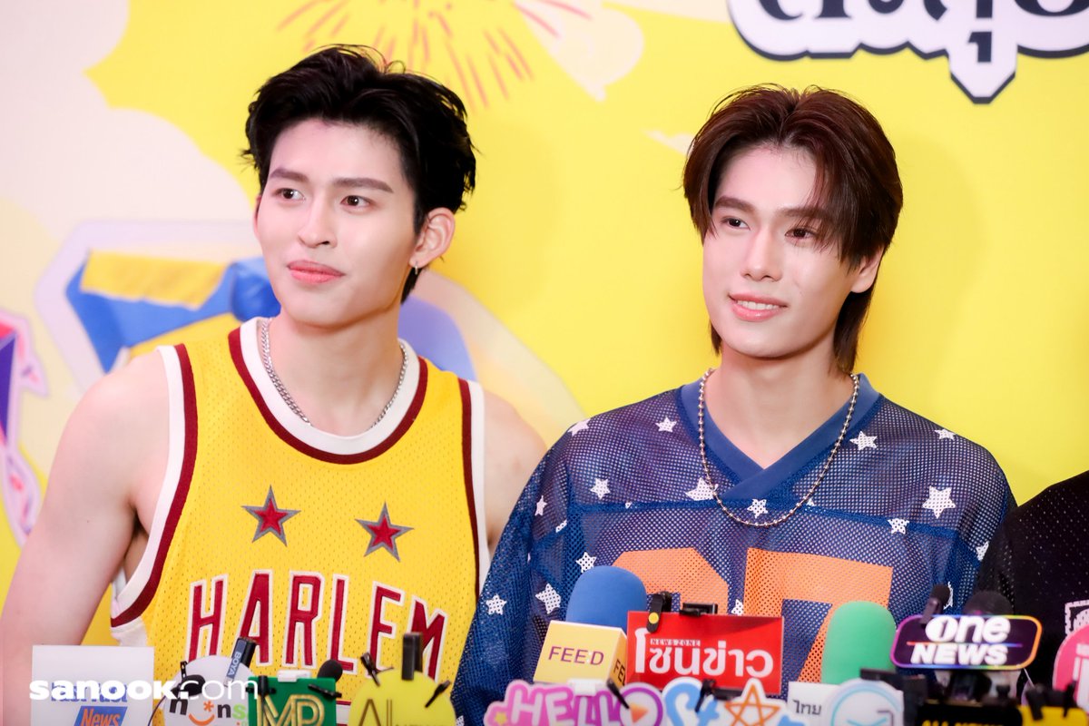 Sanook's tweet image. สัมภาษณ์เต็ม “ปอนด์-ภูวินทร์-เจมีไนน์-โฟร์ท” ในงาน King Power Songkran 2026

🔗
vt.tiktok.com/ZSHgd6S6e/

PONDPHUWIN SONGKRAN 2026 #KingPowerSongkran2026 #PondPhuwin

GEMINIFOURTH SONGKRAN KPW #SuperFluid2026xGEMINIFOURTH #GeminiFourth
#Sanook