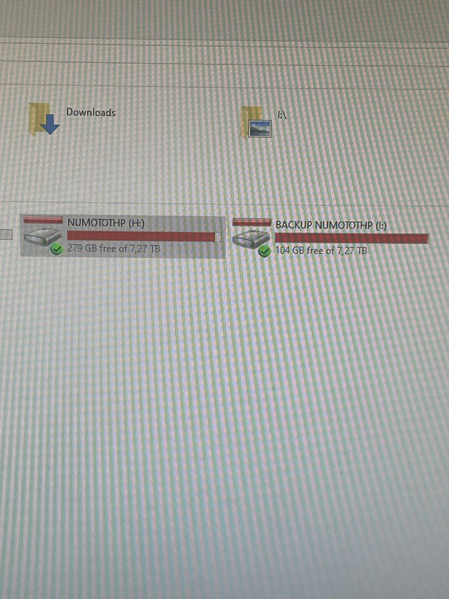 celotehthp's tweet photo. Di hp sisa 220MB lagi
Di pc hdd external sisa 370gb lagi, pertanda kudu jajan hdd baru inimah 🥲 https://t.co/yQz5TgXQpS