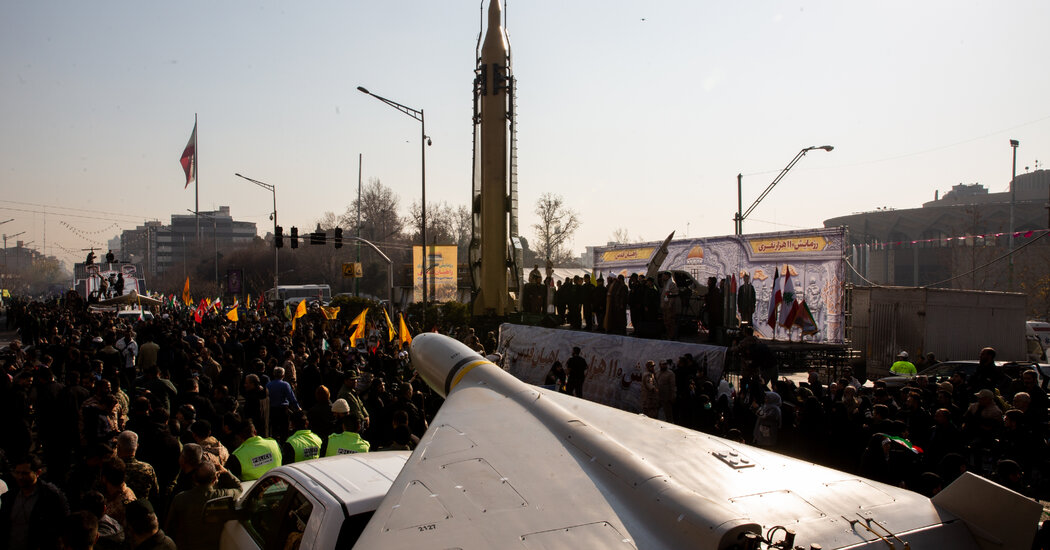 csisfutures's tweet image. Cheap drones are reshaping the Iran war ⚔️

Low-cost UAVs are forcing costly defense responses and changing battlefield strategy.

Read more by Yasir Atalan: nytimes.com/2026/03/25/wor…

#Iran #ModernWarfare #Drones #Defense