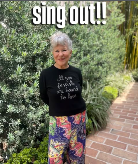 BootlegBette's tweet photo. Photo: Bette Midler – Sing Out

https://t.co/a47Bm8MRF8

 #BetteMidler, #Politics, #Protest, #SingOut, #WoodyGuthrie

To Read The Article, Click The Link Above Or Copy/Paste It In Your Browser! https://t.co/HxK89yUnRD