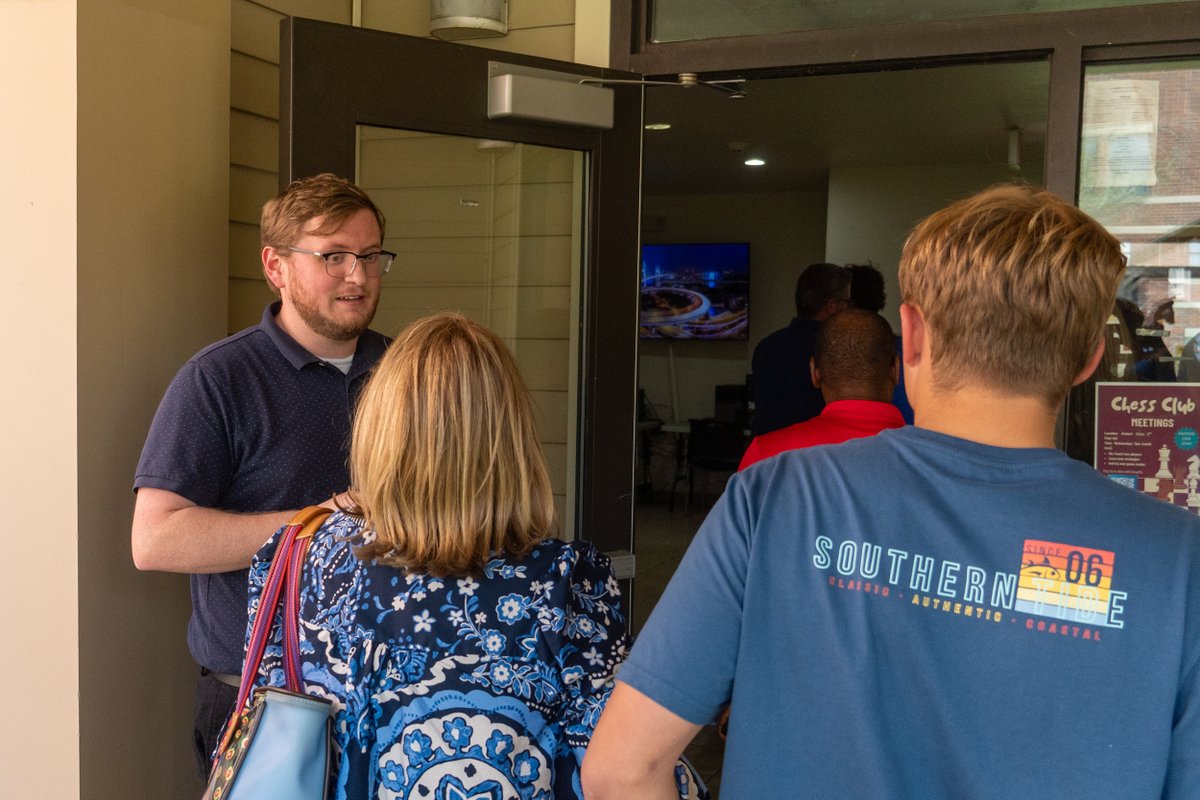 SE Office of Admissions & Recruitment tweet media