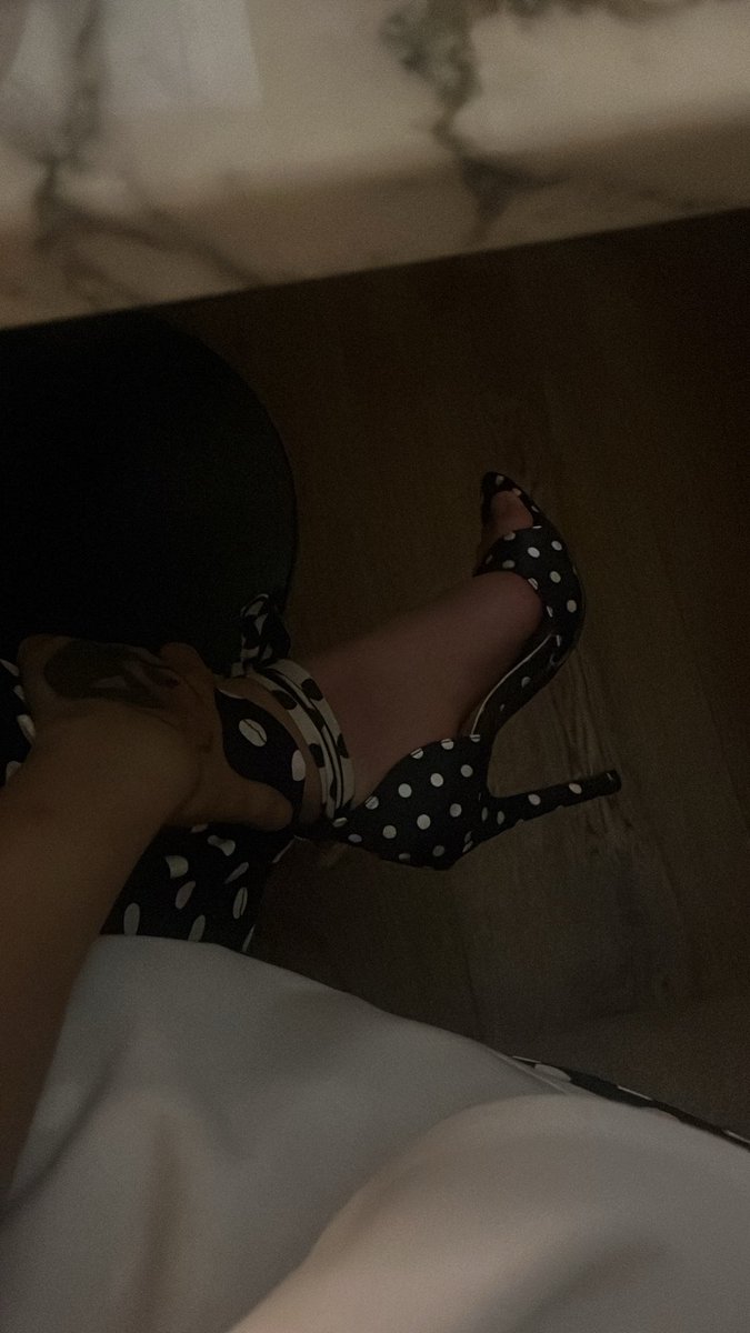 Indiahkayalee's tweet photo. You love the feeling of being drained—admit it.
#spoiled #paypiglife #findom https://t.co/kkFtSEJmmf