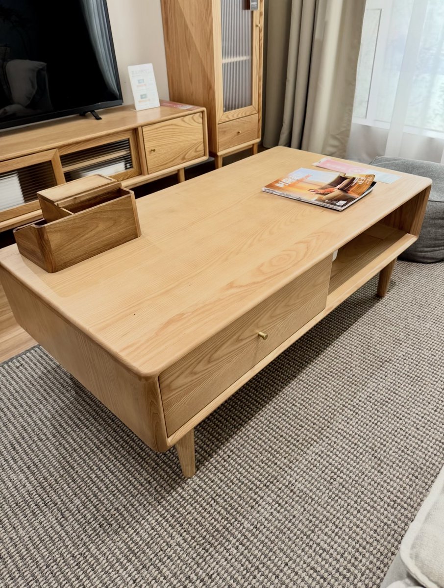 GVAwoodUSA's tweet image. An adjustable lounge chair brings comfort, flexibility, and quiet luxury into the home. Sculptural form, soft upholstery, and adaptable support create a calm space for everyday living. #chair #sofa #table