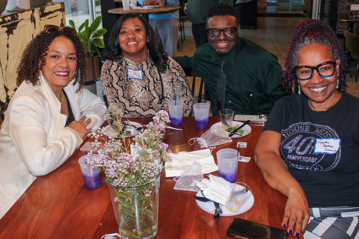 TheFundChicago's tweet photo. Last week, we closed out #APWeek with assistant principals from across Chicago — making space to unwind, build community, and recognize the impact you have every day on students, staff, and school communities.

Thank you for all that you do! https://t.co/htCf54CjrQ