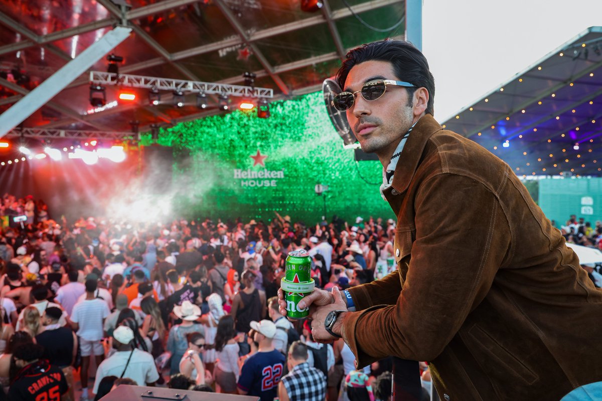 marcmalkin's tweet image. More celeb photos from April 2026 for ya...
variety.com/gallery/celebr… via @variety #redcarpet