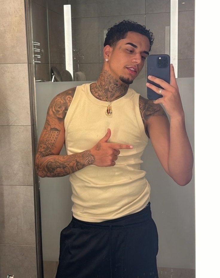 deco (@decoins_) on Twitter photo 