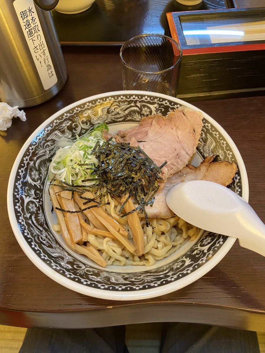 あ tweet media