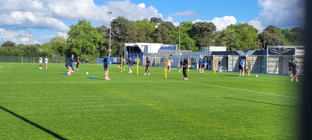 PassioNey 💙🤍 tweet media