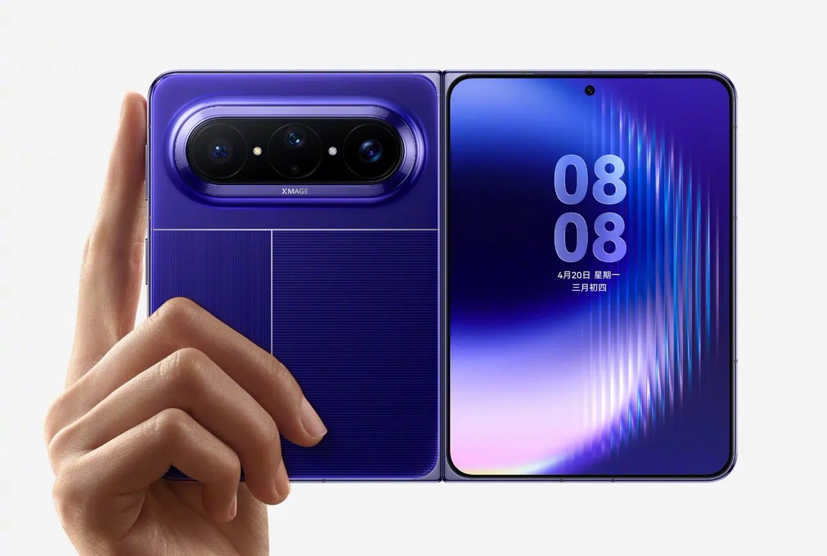 emkwan's tweet photo. Not gonna lie… the Huawei Pura X looks REALLY good, BUT Apple hasn’t even shown their folding iPhone yet and still everyone’s waiting for that one.
That’s not hype… that’s a different level of brand power 💪 https://t.co/f7Yo1Mv3Dq