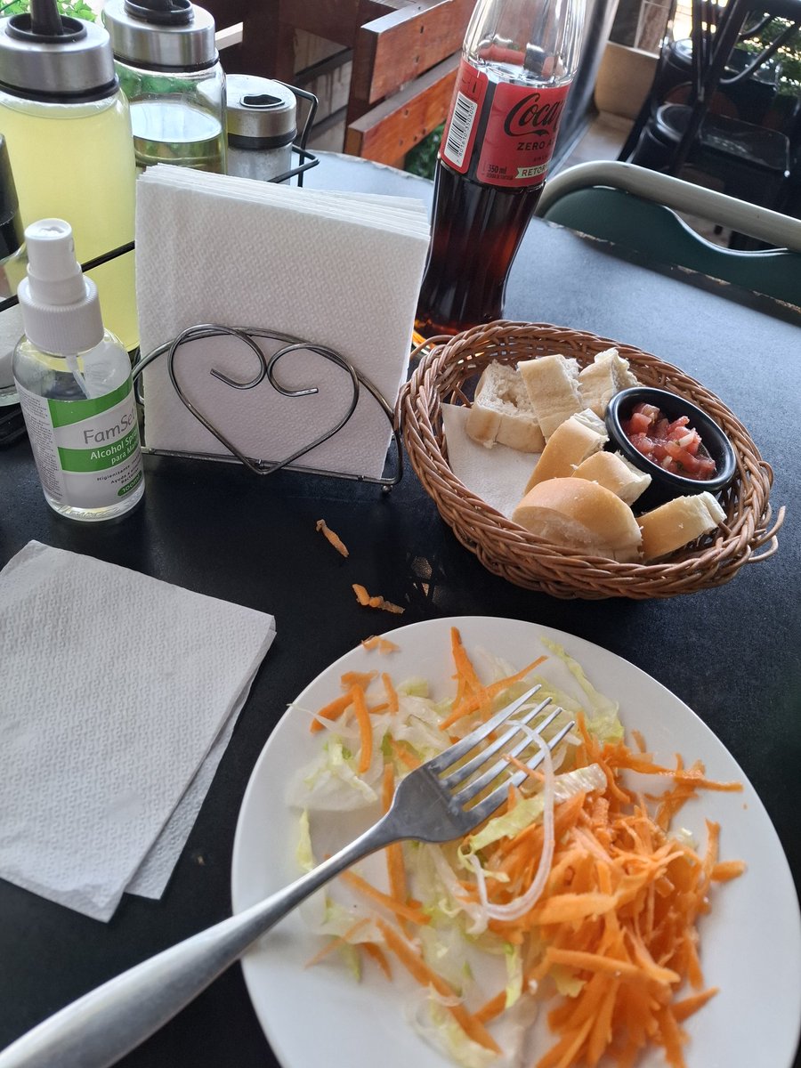 josemezar24's tweet image. #workinprogress música 🎶 👌 🙌 ✨️