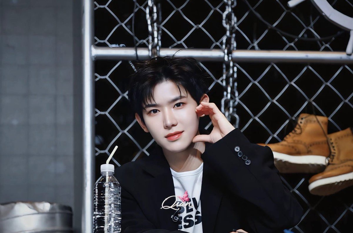 Qian 倩🪽 tweet media