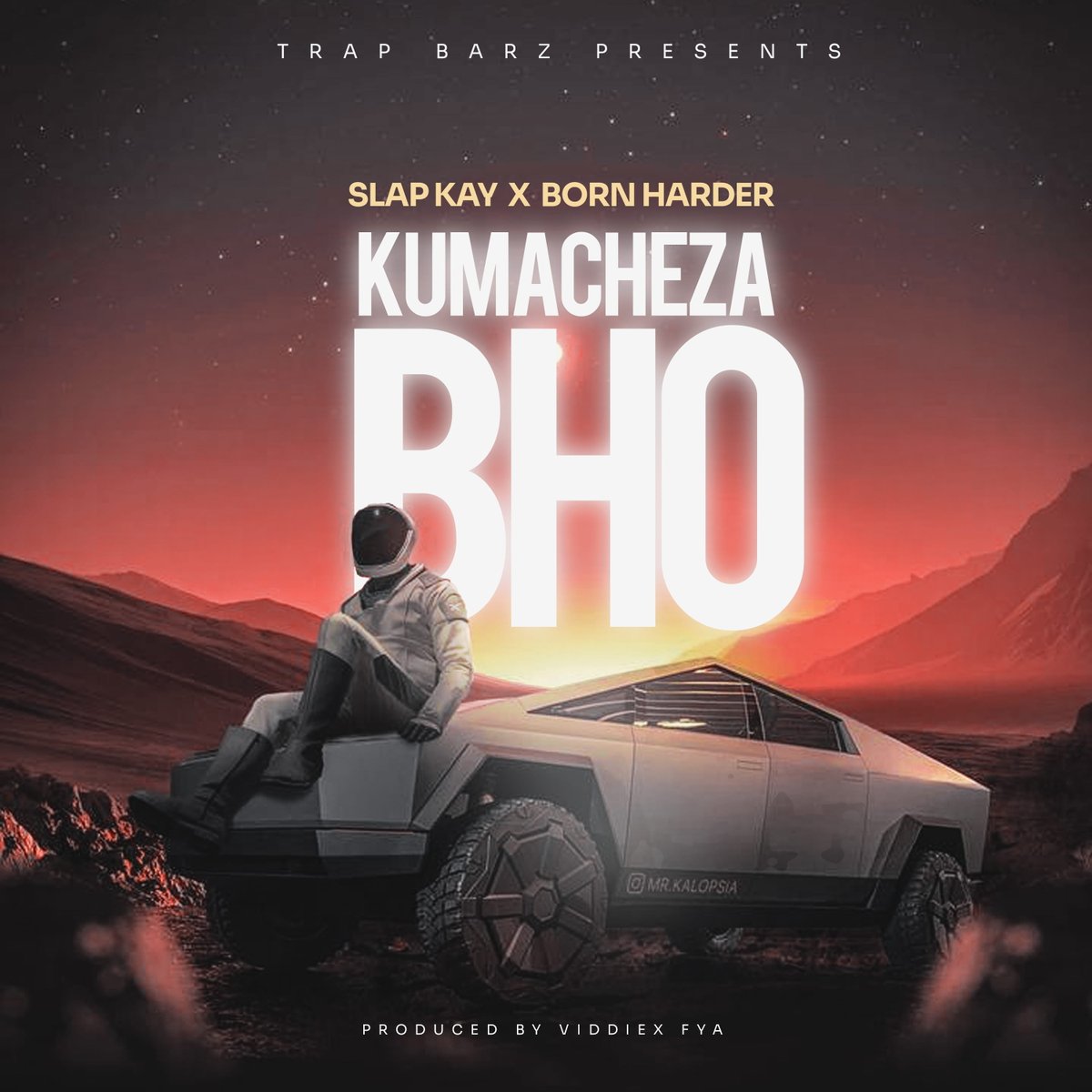 Joynathu's tweet image. 6⃣0⃣ mins to #MadeOnMonday
Radio 2FM #Malawi 🇲🇼

With new music by:
➡️NevCee featuring M Ray
➡️Smigo
➡️Danny Slap Kay x Born Harder
➡️Jeminiey Slym
➡️Bom Biyeta
➡️Episodz
➡️Theresa Phondo

📡📻📶🔘🎶🎧🔥🔥