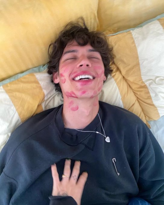 infinity love tweet media