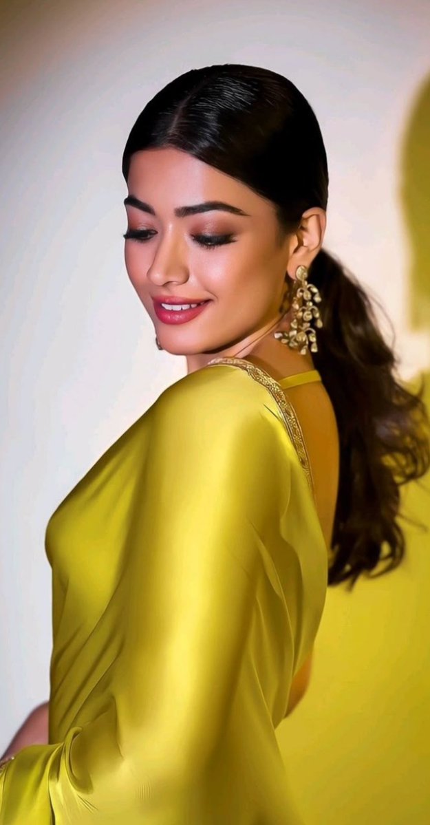 Keerthi sissy tweet media