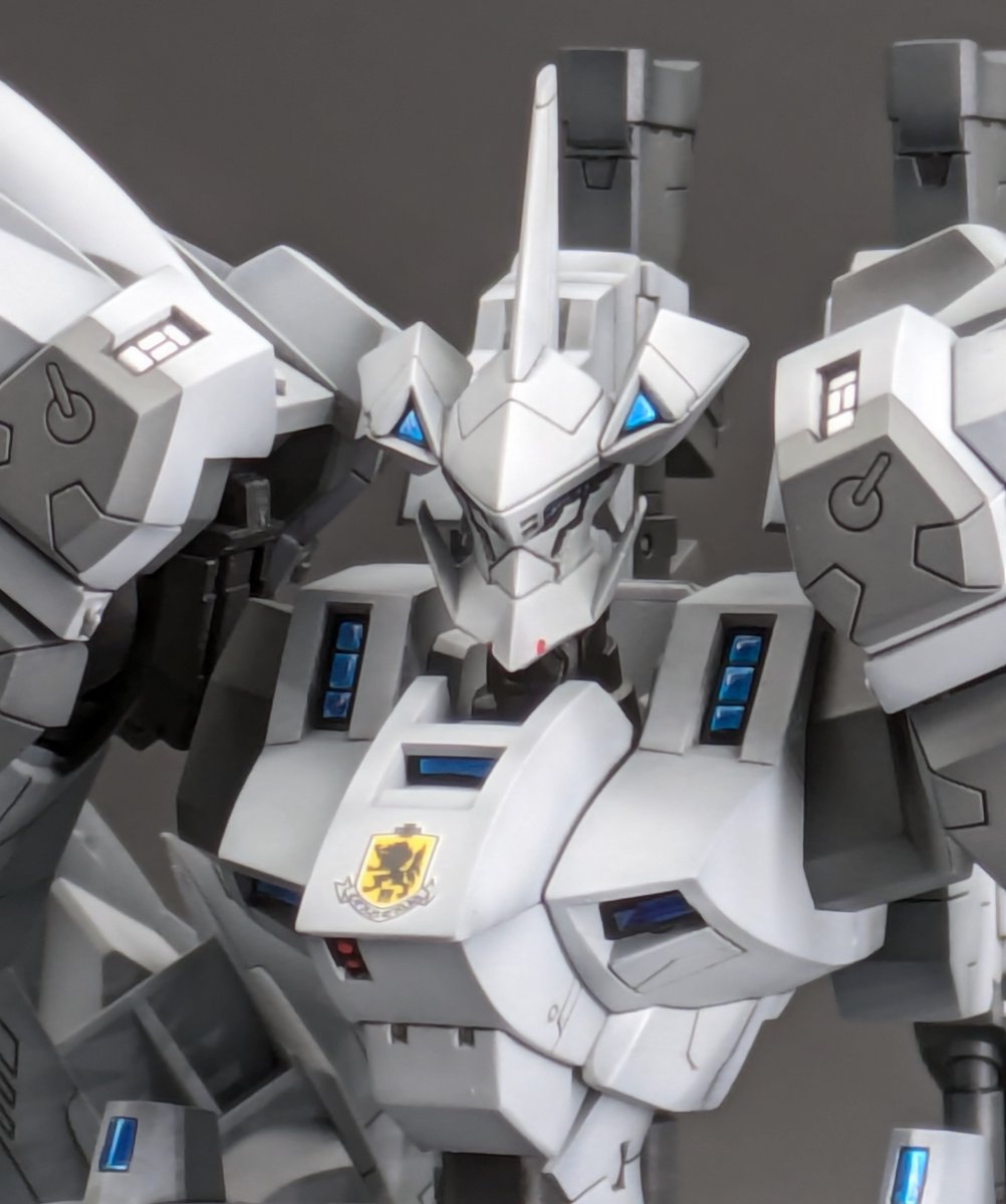 zeldoso's tweet photo. Completed the EF-2000 Typhoon. I tried some new techniques, I'm am pretty satisfied with the final result 😤 #MuvLuv #kotobukiya #マブラヴ https://t.co/k2goShgvLf