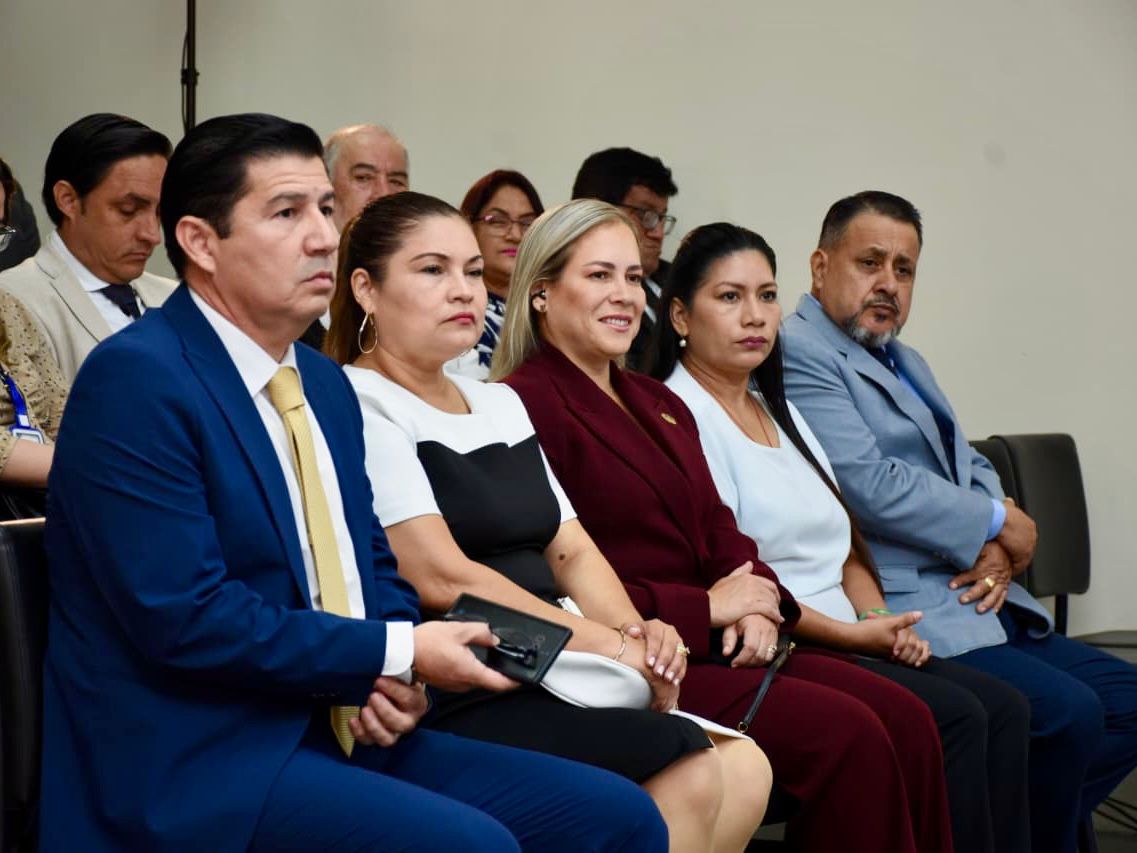 SRI Ecuador tweet media