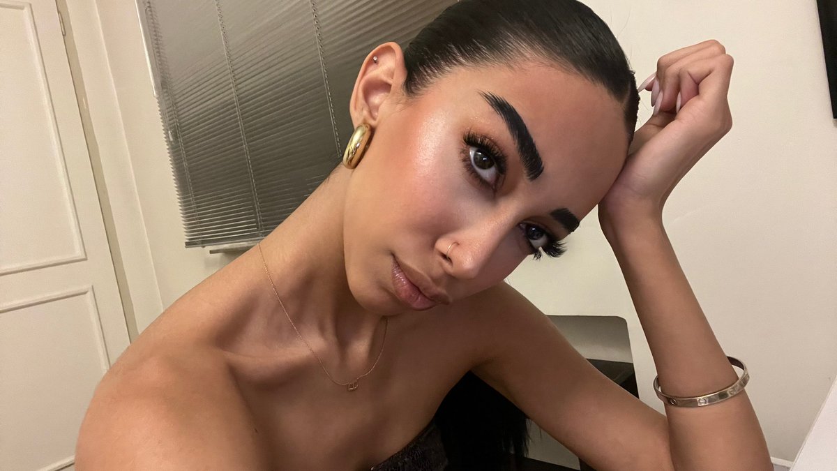 inkbazi's tweet image. Randoms.