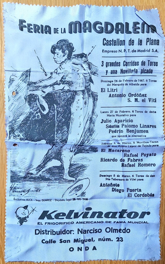 Castellón es ahora mi casa.
Me apetecia tener un recuerdo de aquí para mi estudio.