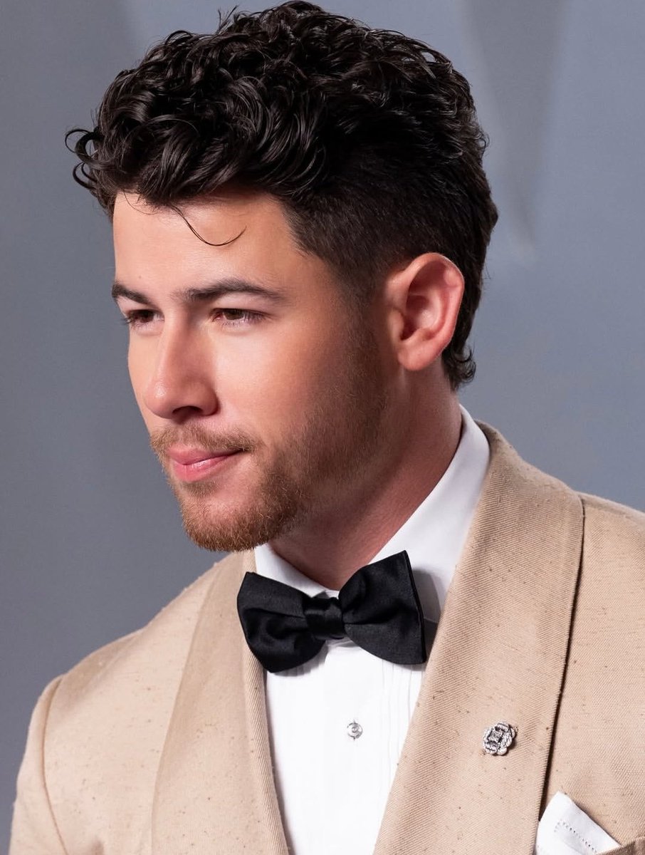 Info Nick Jonas Brasil tweet media