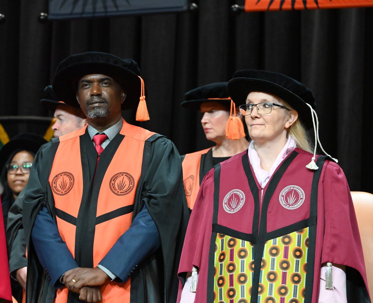EFFSouthAfrica's tweet image. ♦️In Pictures♦️

EFF Deputy President @GardeeGodrich attended the College of Business and Economics’ graduation ceremony at the University of Johannesburg earlier today to witness his son, Rasheed Gardee, graduate with a Bachelor of Commerce in Accounting.

This demonstrates