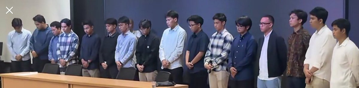 lucy in the sky tweet media