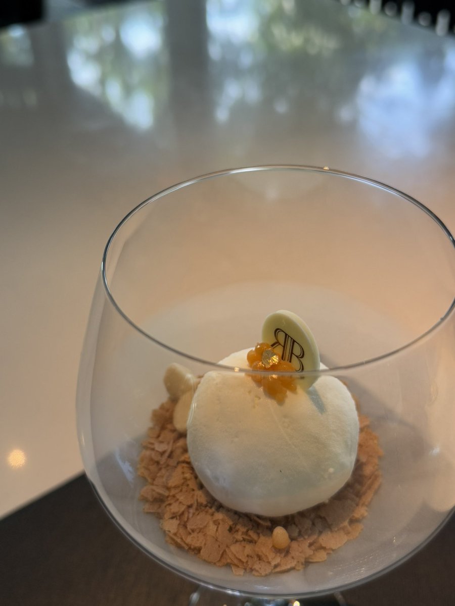 RtnBingW's tweet photo. Redbox Chiang Mai Modern Thai &amp; South East Asian Twisted (MICHELIN Guide) - (3) https://t.co/wOVmP8xJ73