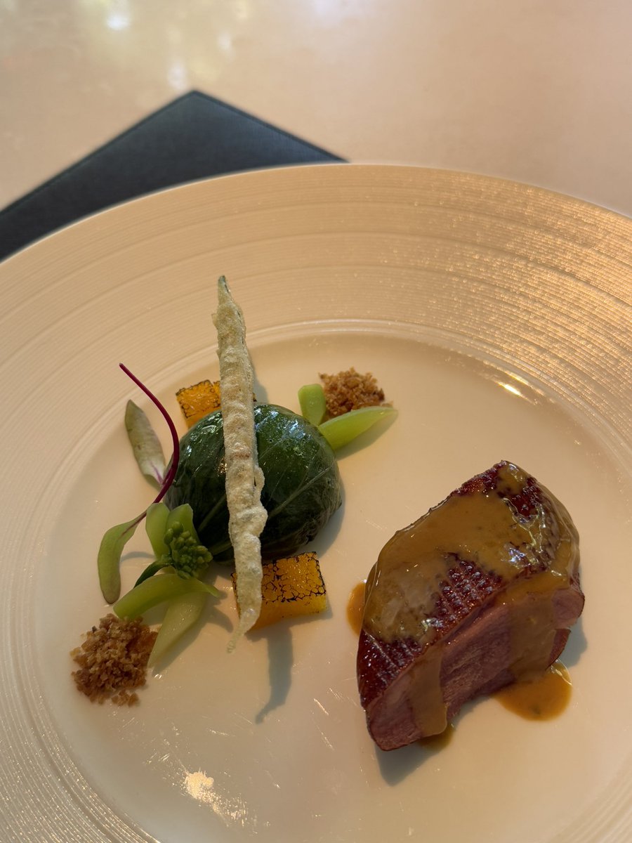 RtnBingW's tweet photo. Redbox Chiang Mai Modern Thai &amp; South East Asian Twisted (MICHELIN Guide) - (3) https://t.co/wOVmP8xJ73
