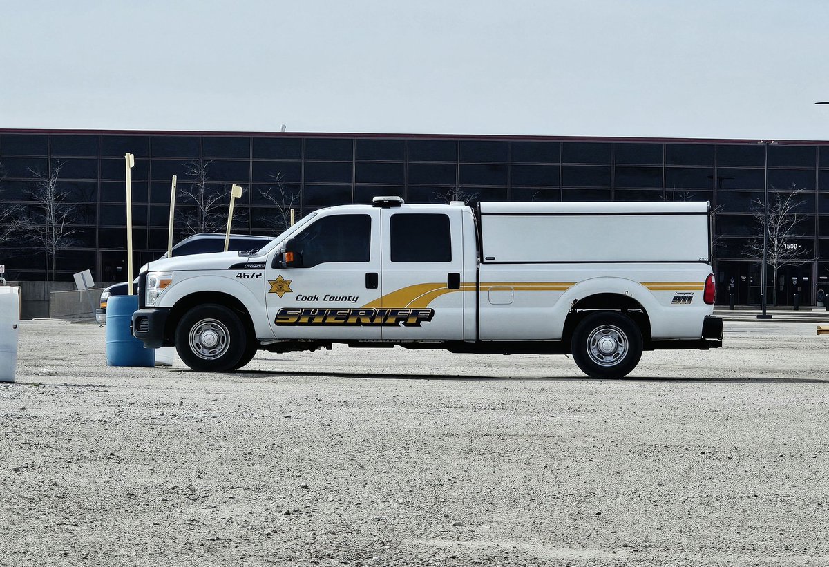 ILPoliceCruiser's tweet photo. Cook County Sheriff's Office 
#sheriff #sheriffdeputy #publicsafety #police #cop https://t.co/WA66W63inT
