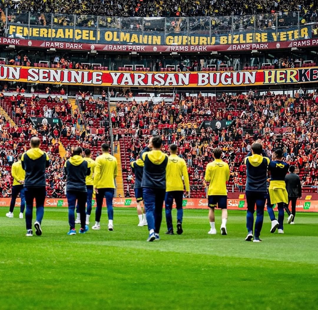 CUMA GÜNÜ TEK BİR BOŞLUK DAHİ BIRAKMIYORUZ.

VİRAJI GEÇELİM. RAMS PARKI ESİR ALACAĞIZ. 

İNAN Kİ BURASI BİZE DEPLASMAN DEĞİL.