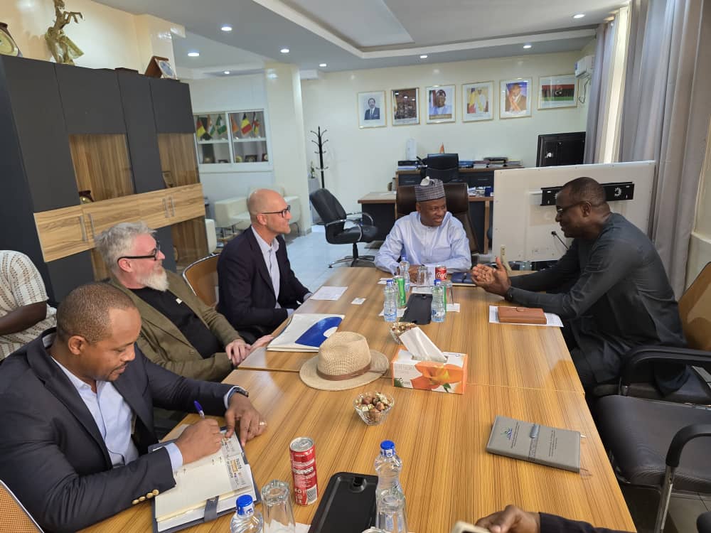 I_Babani's tweet photo. Delighted to receive Mr. Joachim Beijmo, Head of Sweden's Regional Development Cooperation in Africa, to the LCBC Headquarters in N’Djamena.

@lcbc_cblt deeply appreciates Sweden's support and sustained collaboration in advancing stabilization efforts across the Lake Chad Basin region.