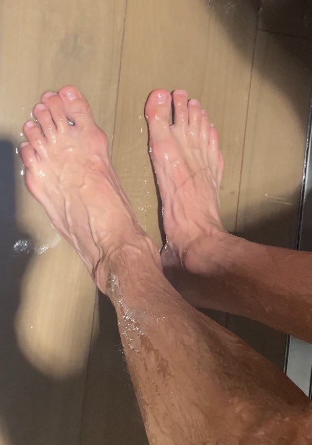 TOM MUSCLE tweet media