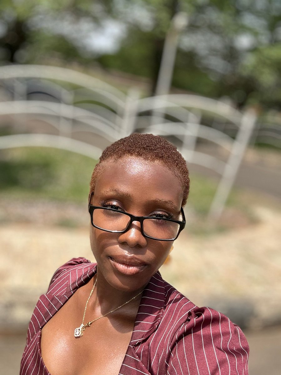 The Vintage Girl || Media, Comms and Fashion tweet media