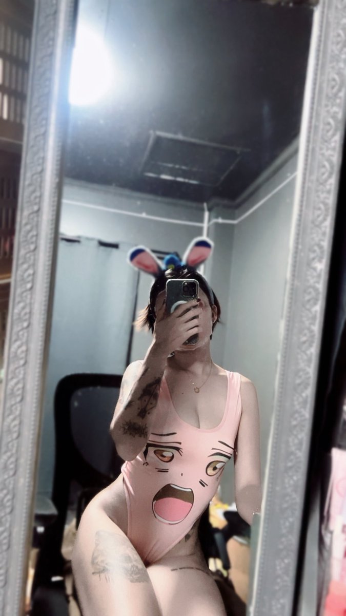 snowwolf tweet media