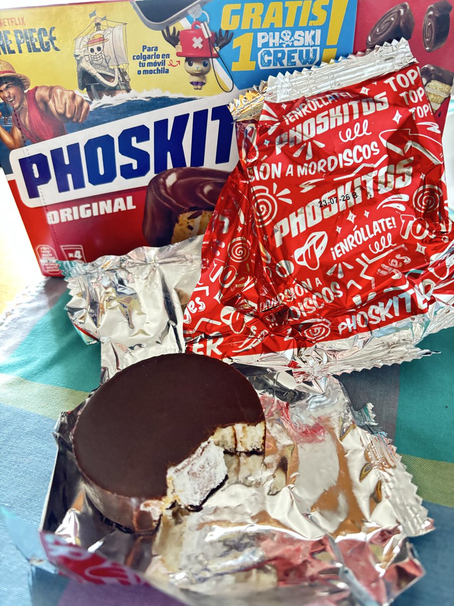 #Los #Phoskitos de hoy según la caja pone (original) me rio yo del sabor, del tamaño, del engaño. 
La receta no es la misma de los años 80 Dice ORIGINAL…  😝
#GranjaSanFrancisco #depena 

Estan mucho mejor los del #Mercadona