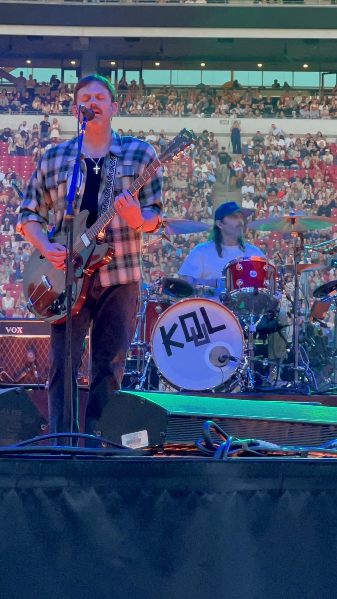 Jsharp09's tweet photo. After seeing seven shows I finally made it front row and center to see @KingsOfLeon #kol @doctorfollowill we almost caught that drumstick! @youngfollowill we did catch a pick! Thanks guys 🍒 https://t.co/cfUZgLcJRW