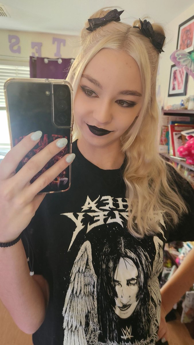 Tessabonez Hausen tweet media