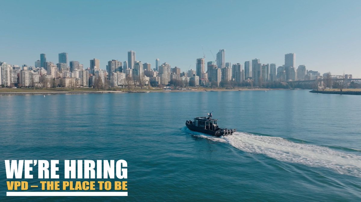 VPDRecruiting's tweet image. From vibrant city streets to oceanfront views and mountain backdrops, the diversity of this city shapes the kind of policing you’ll experience! 

Every call, every community, every day brings something new.

Build a #career that moves with the city.

#VPD #JoinVPD #Vancouver
