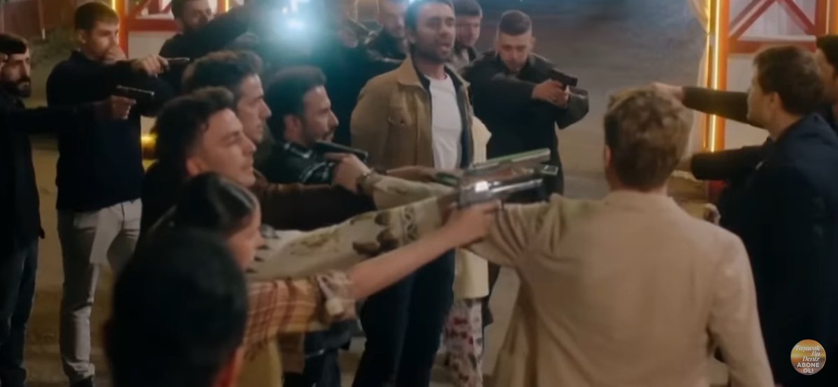 Fadime —-> isoya 
İso——> eyüphana 
silah tutuyormuş yeni fark ettim zlxlcşxlvşxlcşvşbşv #isfad