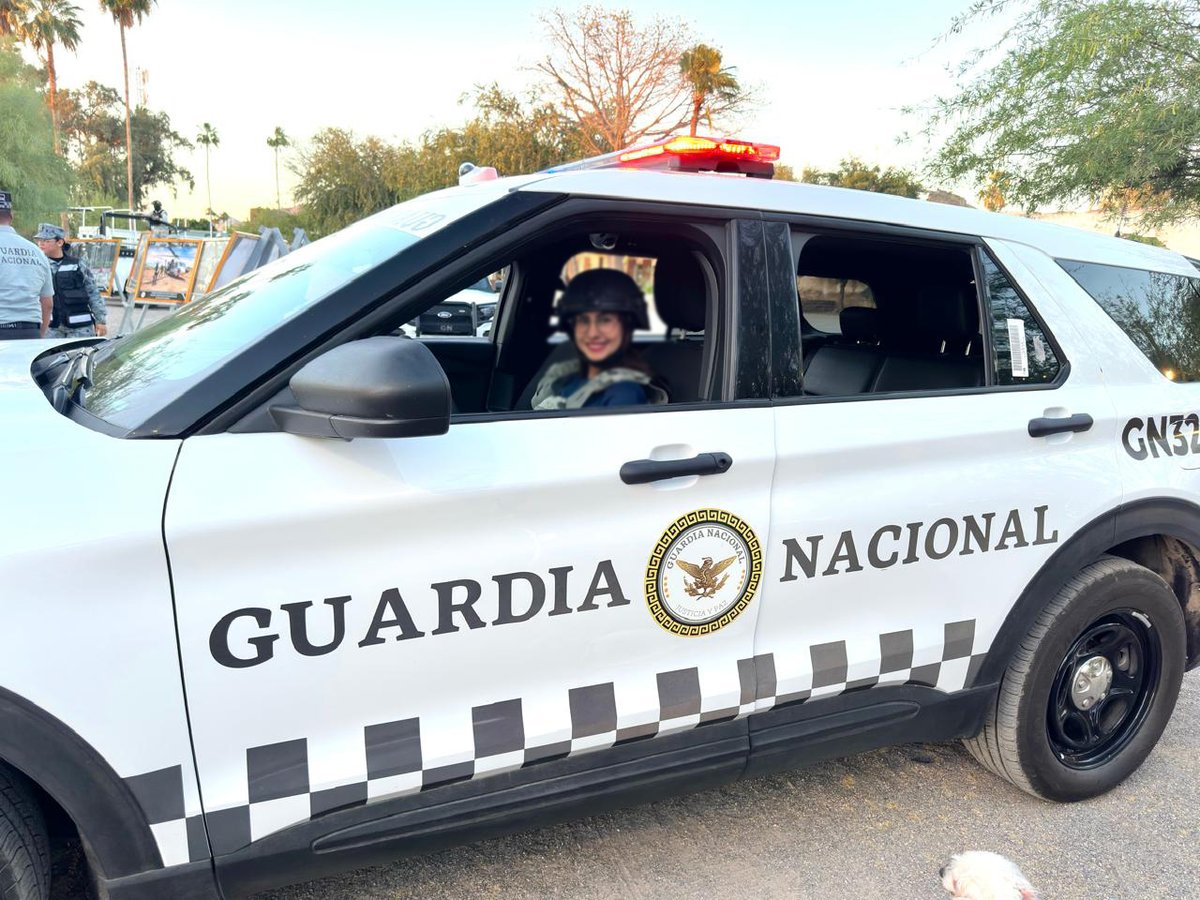 GN_MEXICO_'s tweet image. En #Sonora, la #GuardiaNacional realizó actividades de proximidad y exhibición uniformes y vehículos, con el objeto de mostrar las acciones que realiza la institución a favor de la población. #LaGuardiaNacionalEstáContigo