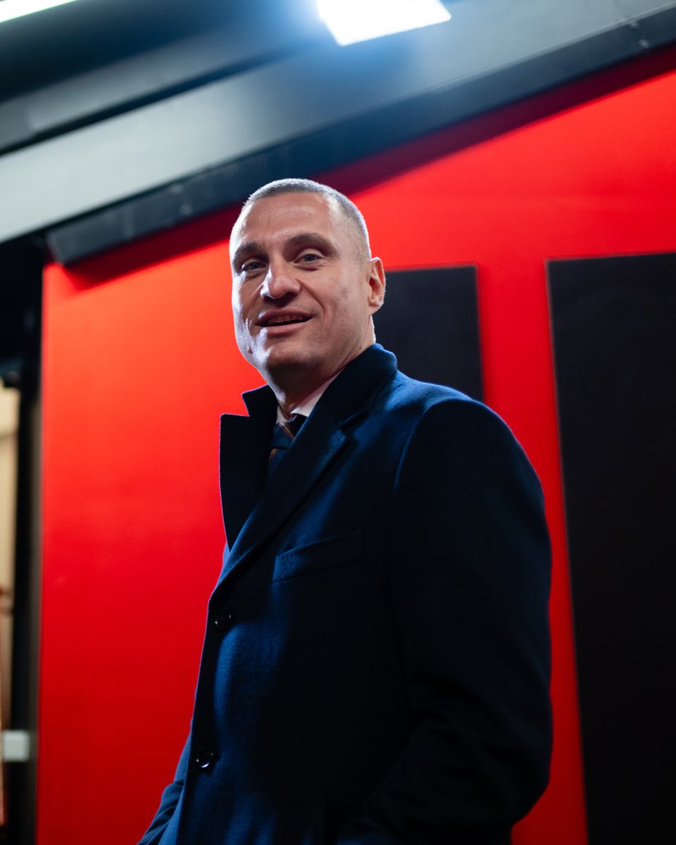 Premier League tweet media