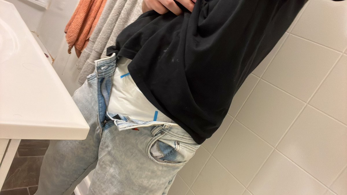 🍼thatbabyyjay🍼🌈 tweet media