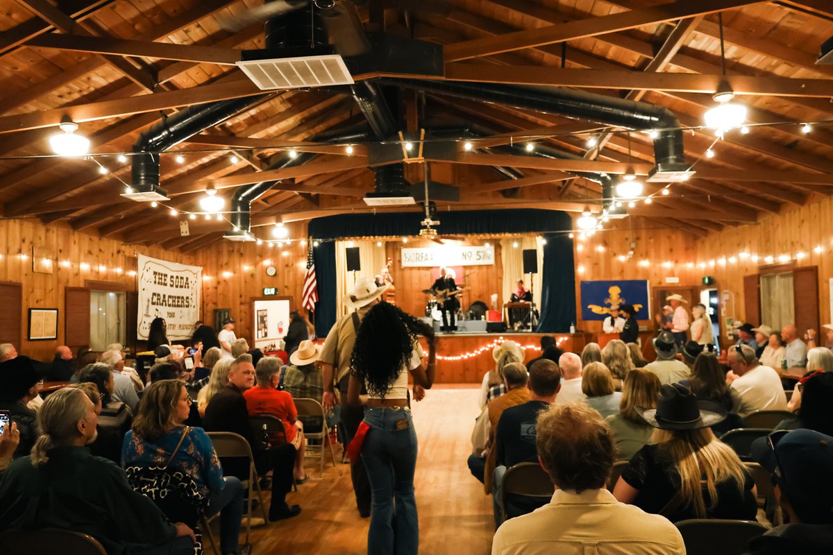 kernmagazinellc's tweet image. Legacy was alive last night at Fairfax Grange 570. Packed dance floor, live twang and big love to Dale Watson and The Soda Crackers for keeping the Bakersfield Sound alive. Kern County still knows how to do it right. 🎻✨ #KernMagazine #BakersfieldSound