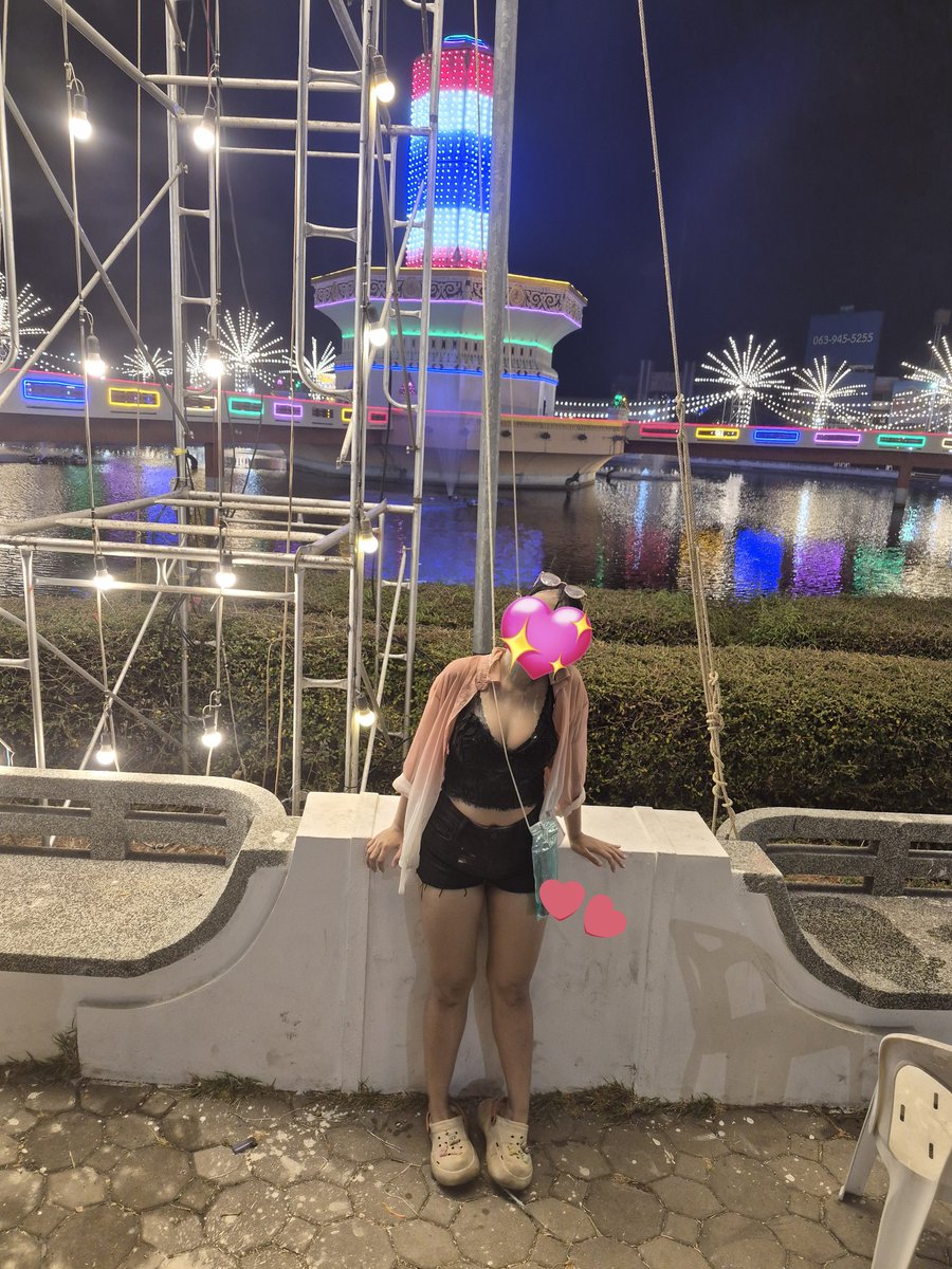 Butterfly tweet media